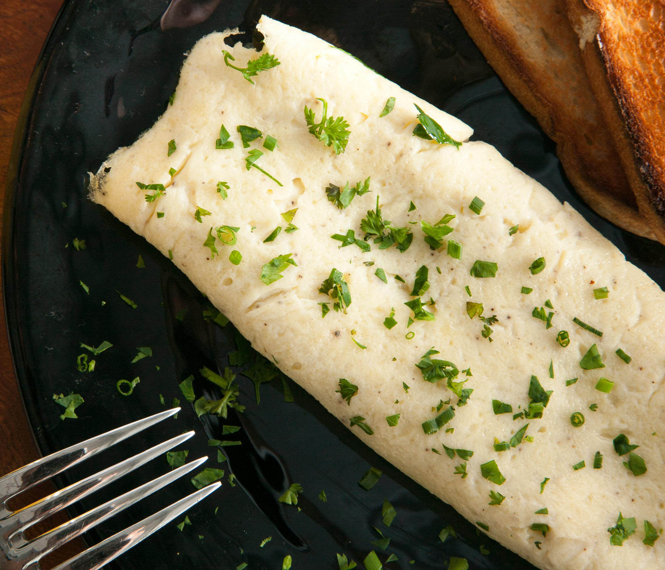 Low-FODMAP Egg White Omelette