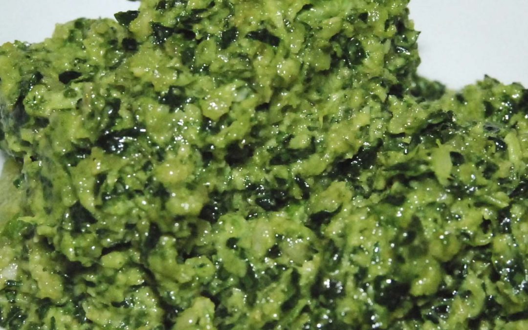 Low-FODMAP Basil Pesto