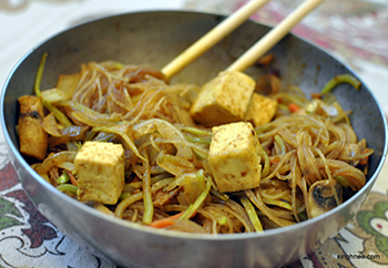 Low-FODMAP Singapore Noodle