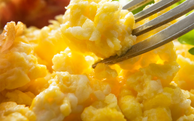 Low-FODMAP scrambled eggs
